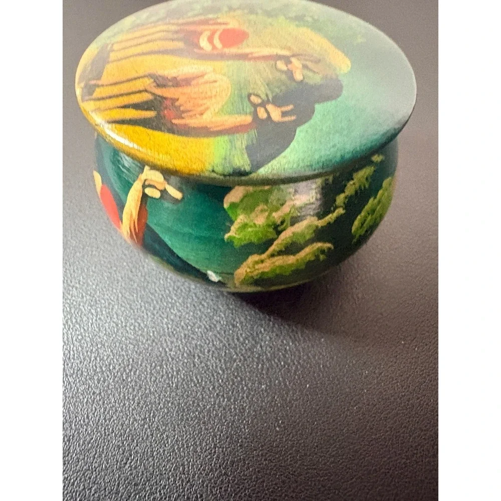 Vintage Hand Painted Wooden Trinket Box Llama Folk‎ Art Mountain Scene Round Lid